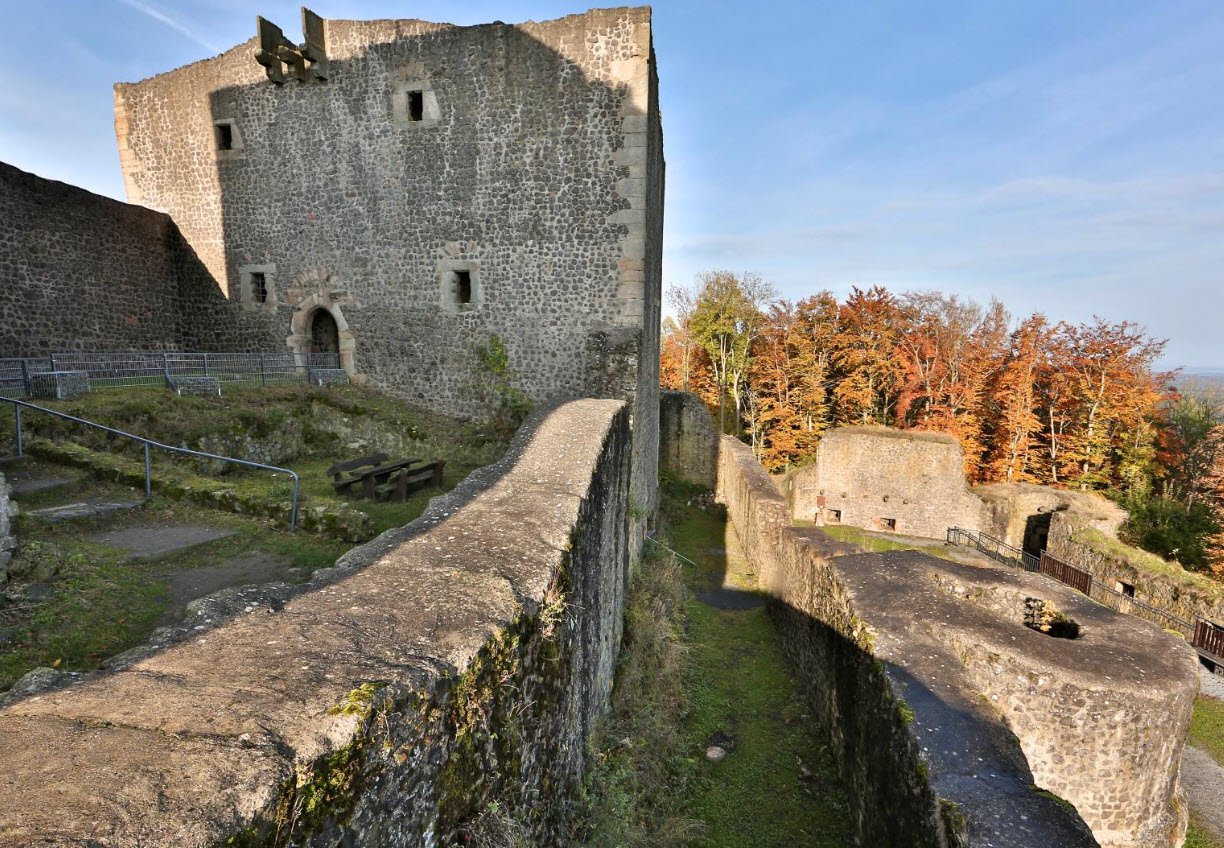 Burgruine Rodersen, Wolfhagen, Germany, Germany